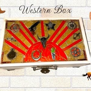Western mosaic mirrored hinged box. Jewelry, safe-keeps box.